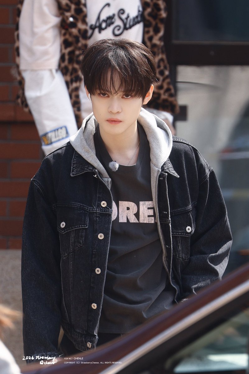 𝐒𝐭𝐫𝐚𝐰𝐛𝐞𝐫𝐫𝐲𝐂𝐡𝐞𝐞𝐬𝐞. tweet media