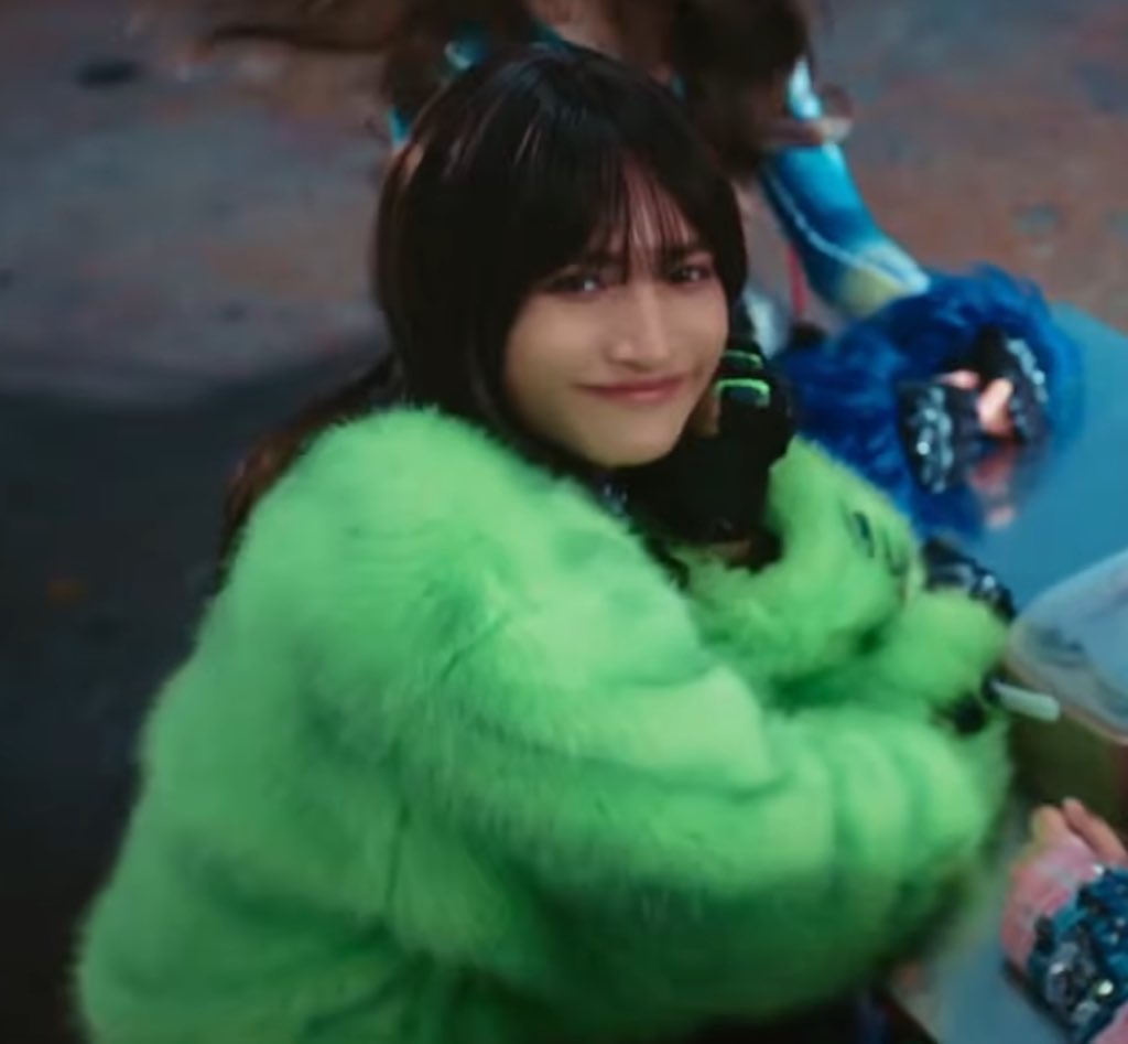 (REST) Crush on FRAME tweet media