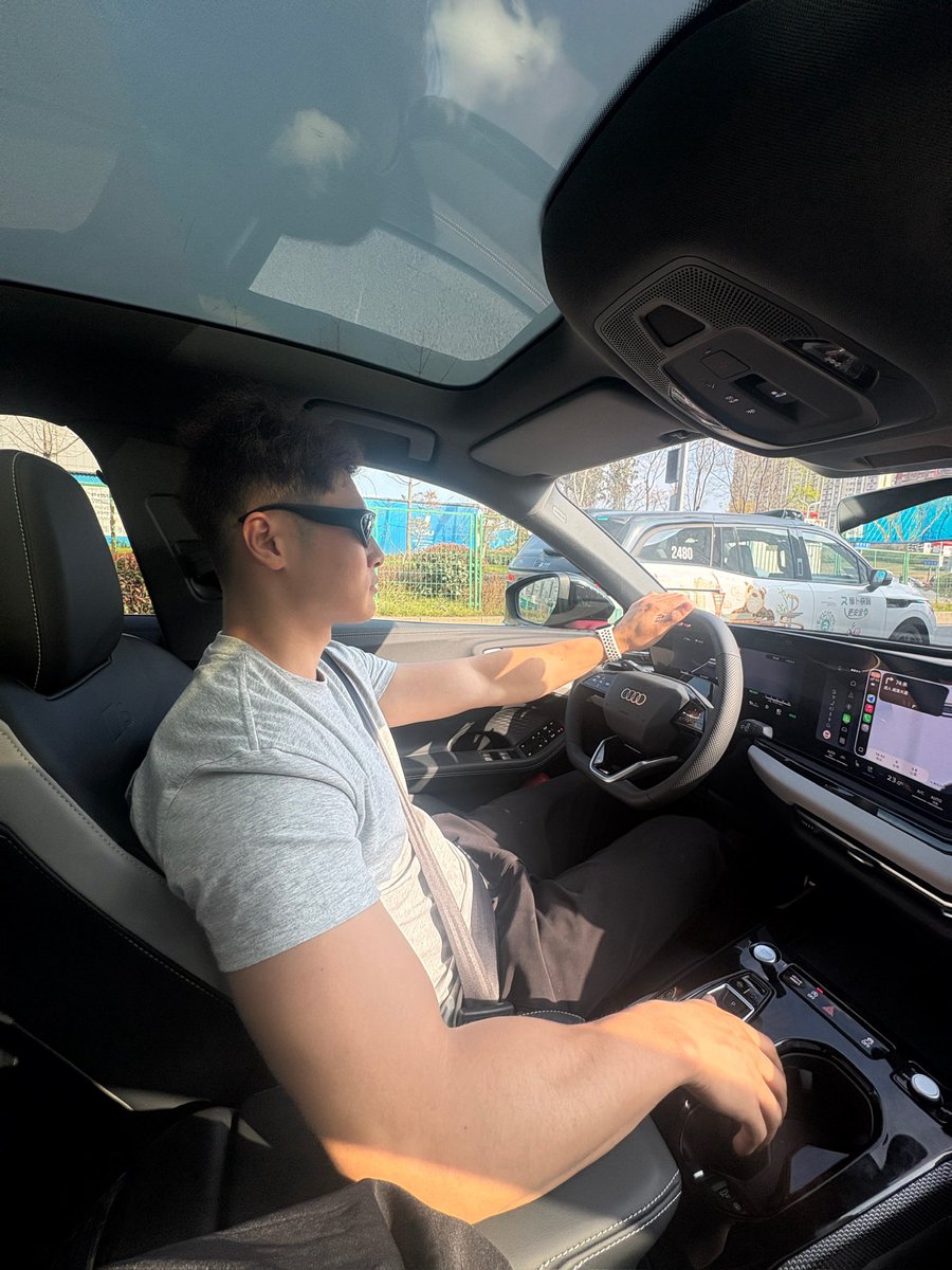 打哭坏女人 tweet media