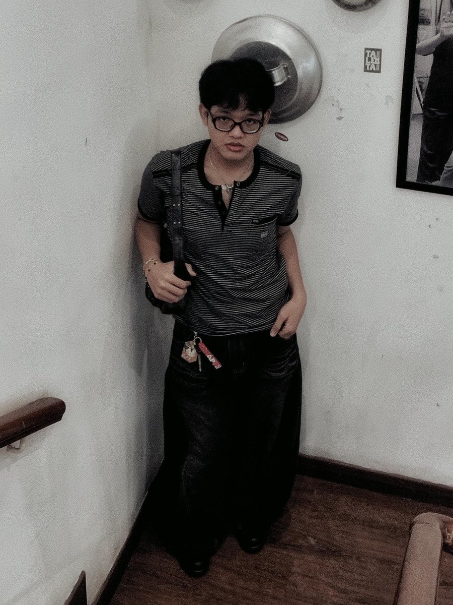 rrrasha. tweet media