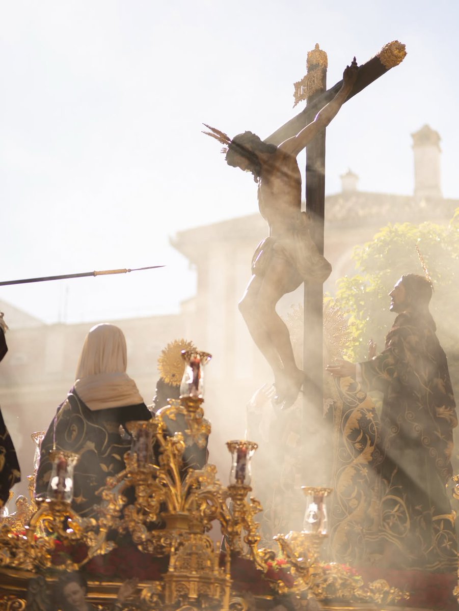 Greater love than this no man hath, that a man lay down his life for his friends.

– John XV.13