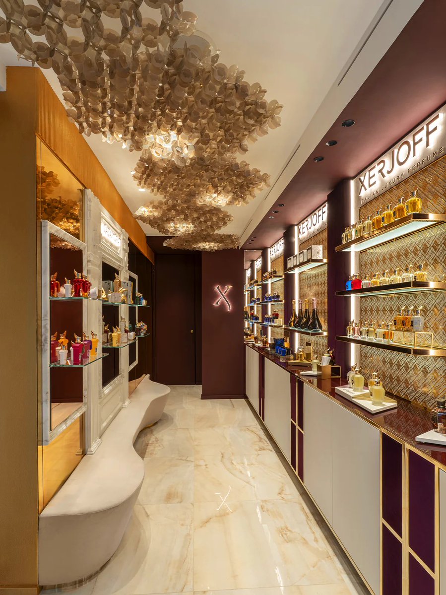 العز tweet media