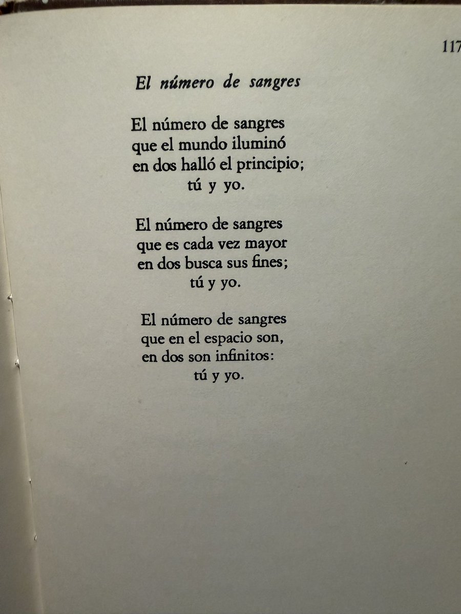 Lean este poema de Miguel Hernández. 

“No pudimos ser. La tierra no pudo tanto”.