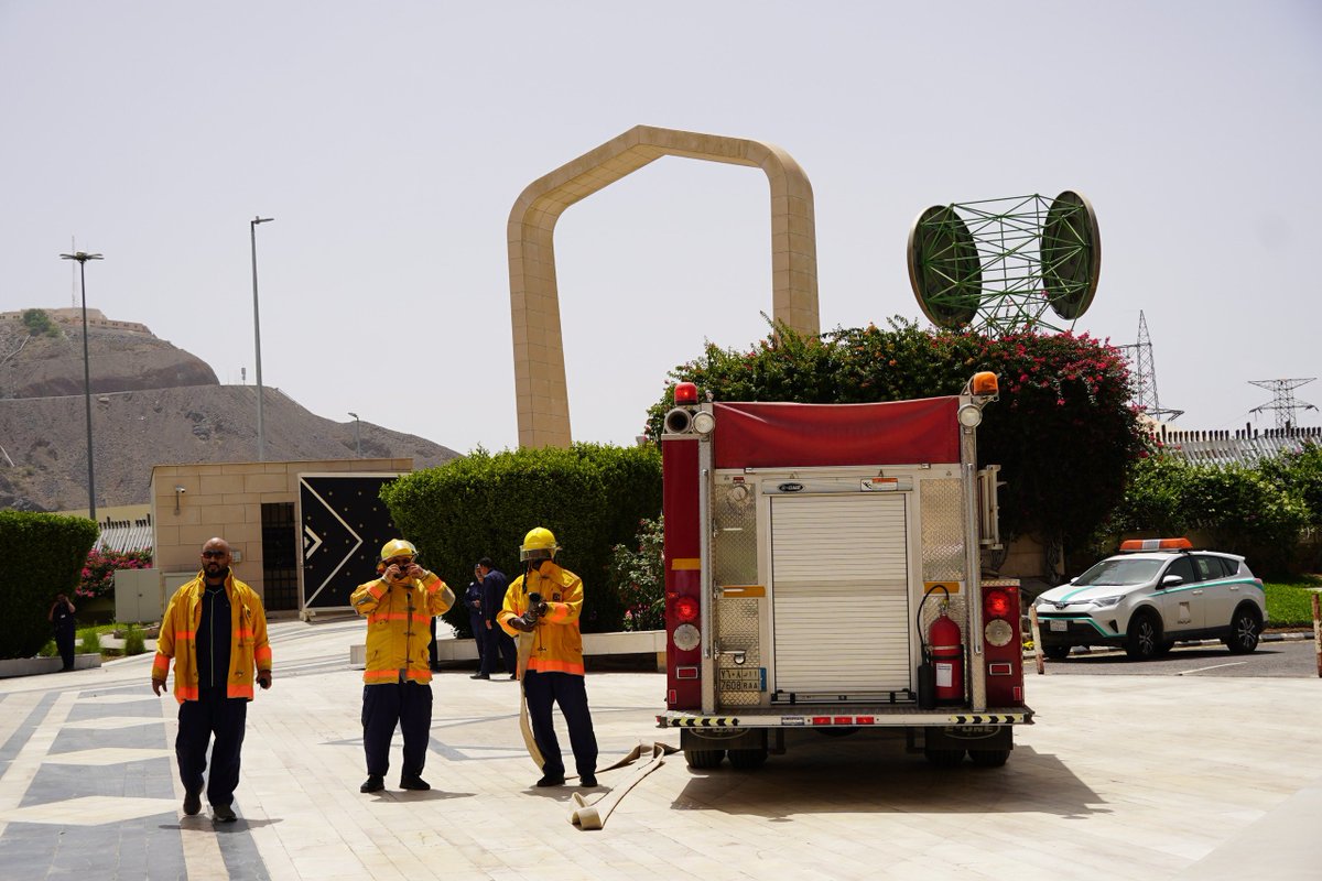 مجمع الملك فهد لطباعة المصحف الشريف tweet media