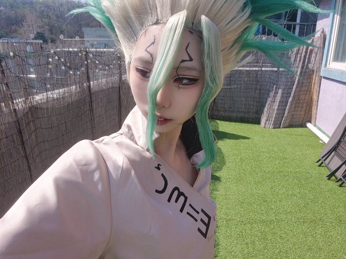 입이에스 tweet media