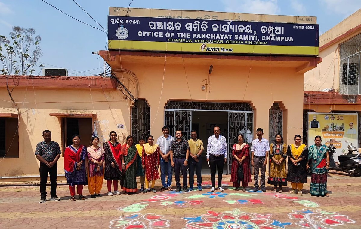 champua1's tweet photo. ଆମ ପୋଷାକ ଆମ ପରିଚୟ 
@CMO_Odisha 
@DistAdmKeonjhar 
@drdakjr 
@PRDeptOdisha https://t.co/kXXjdS8Jw7