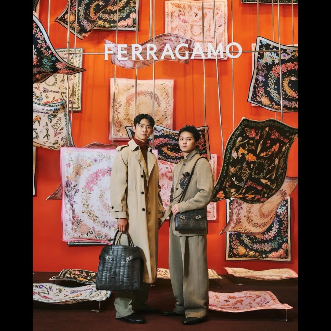 Kkorepo's tweet image. #テギョン（#2PM）＆#磯村勇斗、銀座「フェラガモ」ポップアップに登場！…“ソウルメイト”級の気品溢れるツーショット
🔗korepo.com/archives/16526…