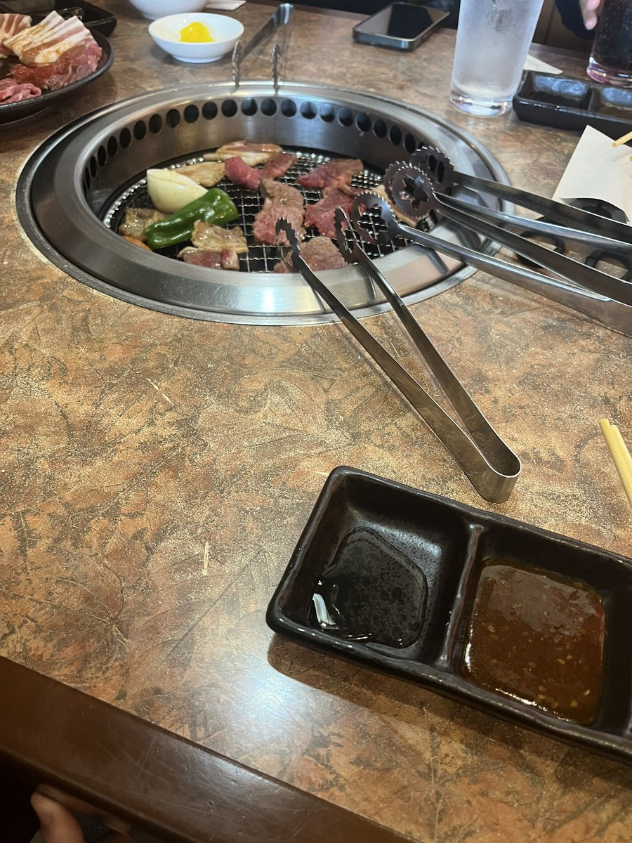 はなな tweet media