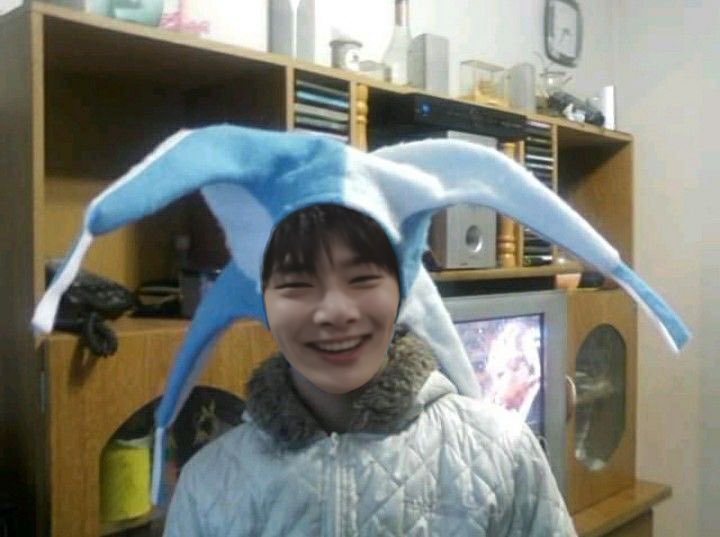 acei(tuna) 🇦🇷 VI A PIWON tweet media