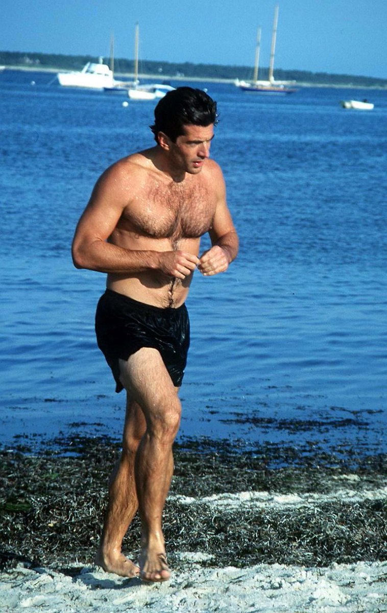 TheMale_Central's tweet photo. JFK Jr’s hairy chest. https://t.co/tAz3XDZLHM