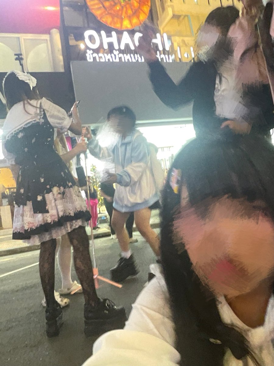 𝓙𝓸𝓵𝓵𝔂 merodii tweet media