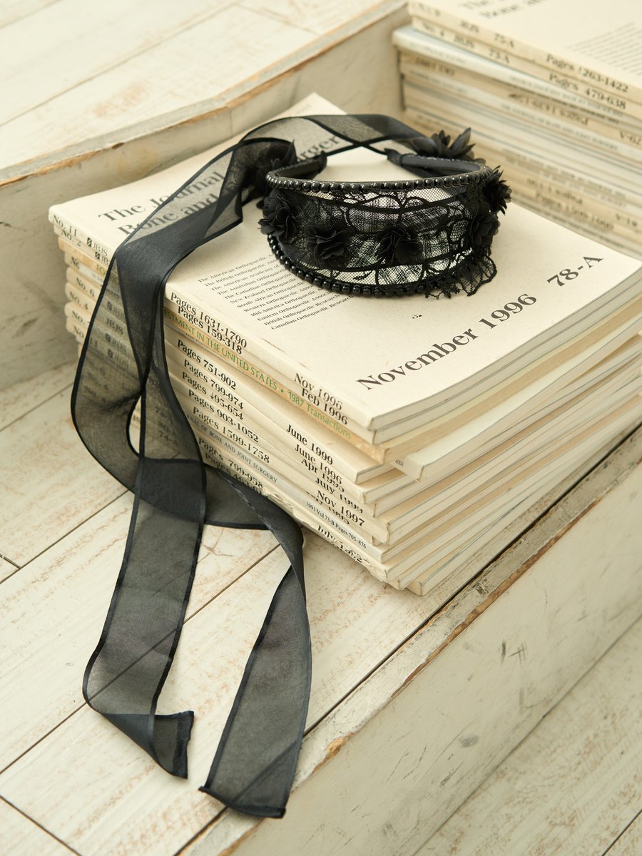 Victorian maiden tweet media