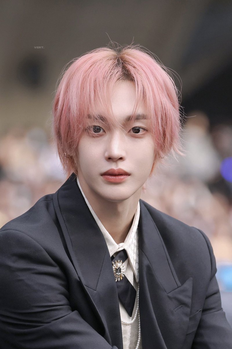 bbinebot tweet media