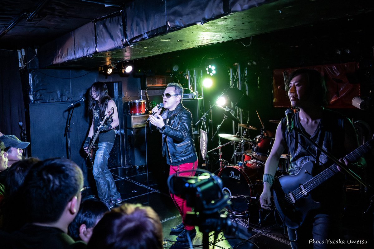 VELL'z FIRE tweet media