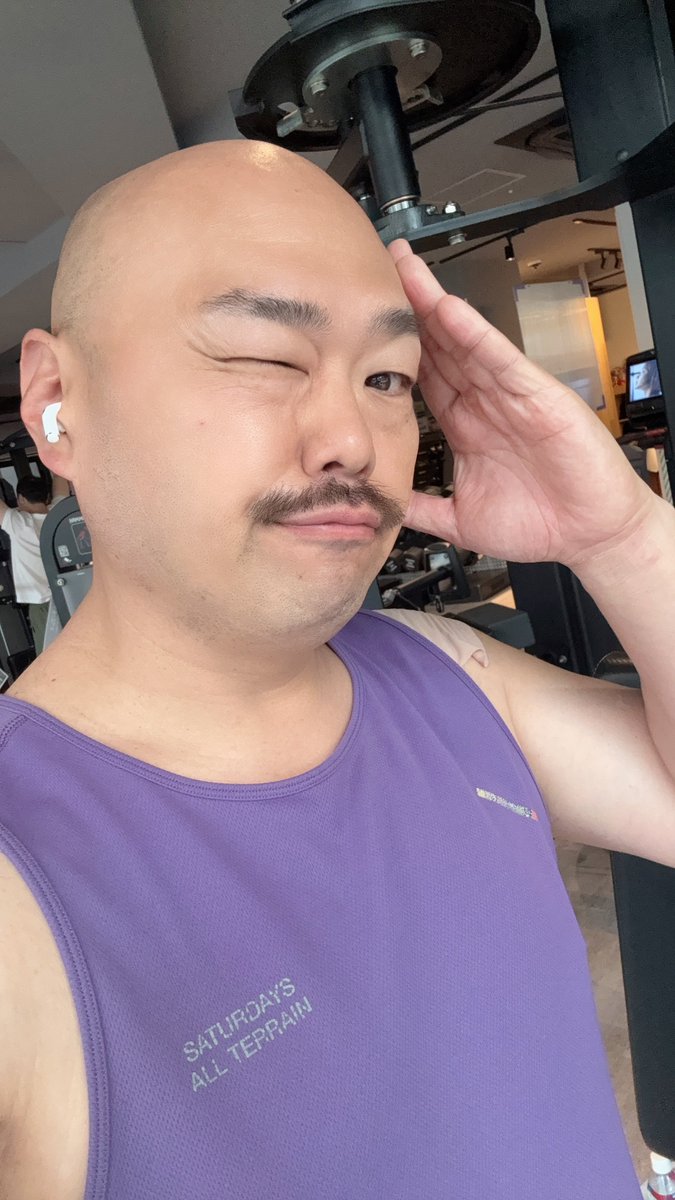 安田大サーカス クロちゃん tweet media