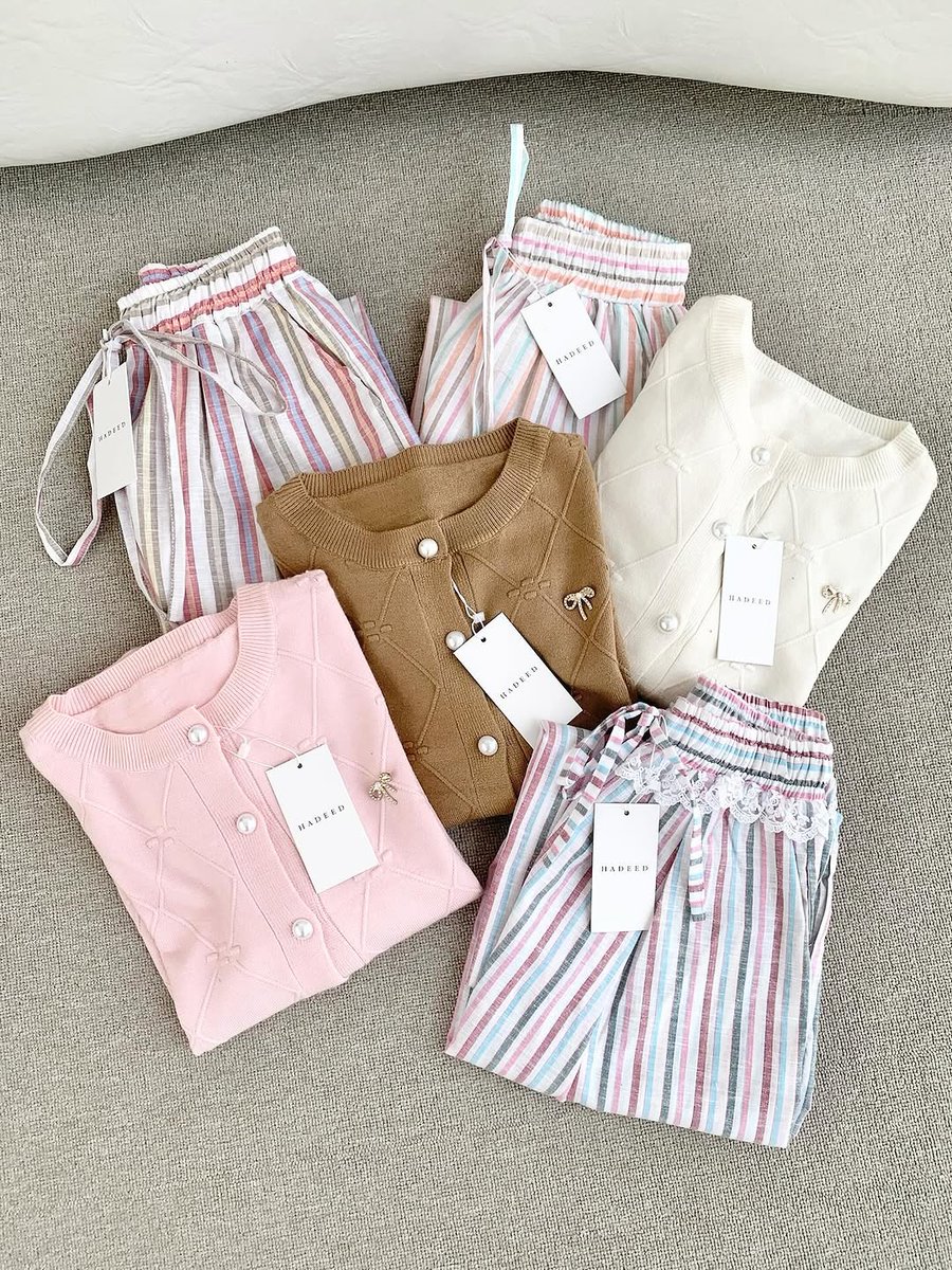greenavocadd's tweet photo. effortless striped pants outfits https://t.co/WcJatVRk9A