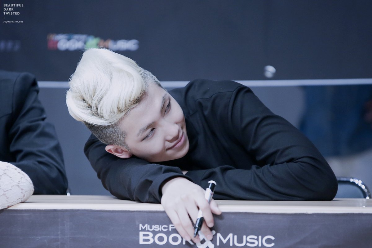 hourly namjoon bot tweet media