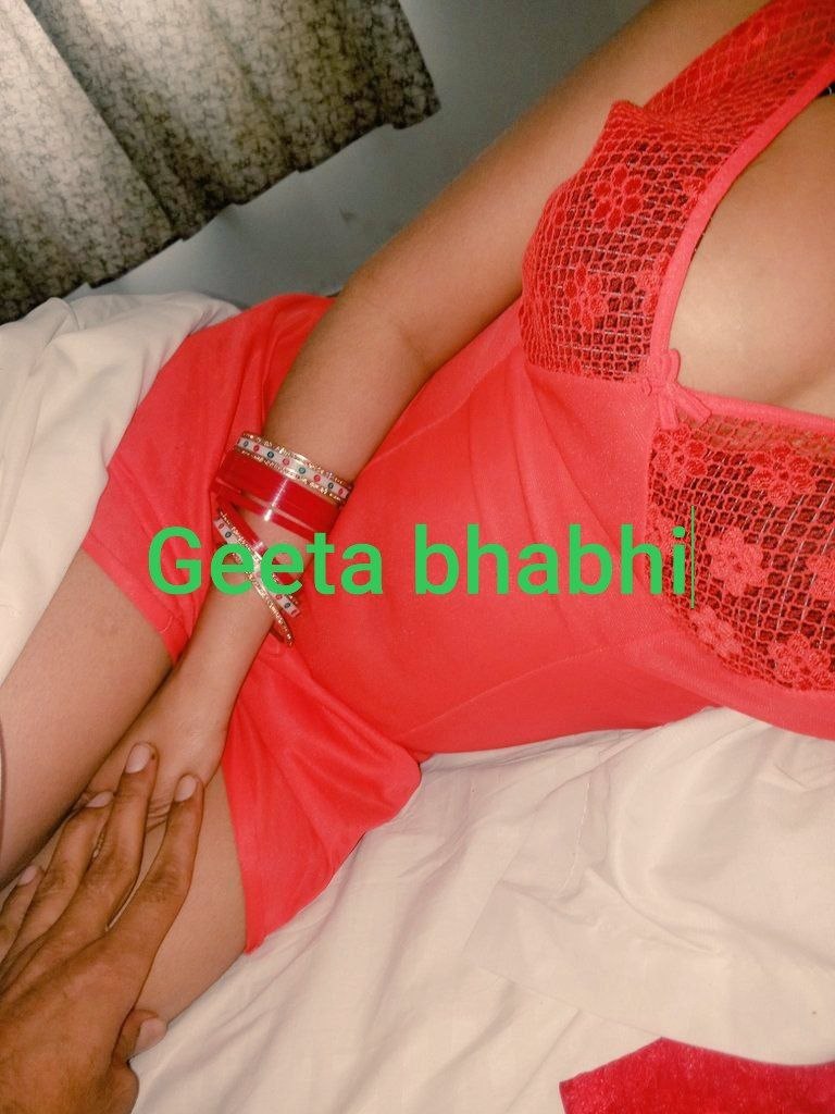 CplPriya's tweet photo. Helo dosto aa jao masti karo
#hotwife #desicpl #sexybhabhi #threesome https://t.co/cJ0z8XUOOe