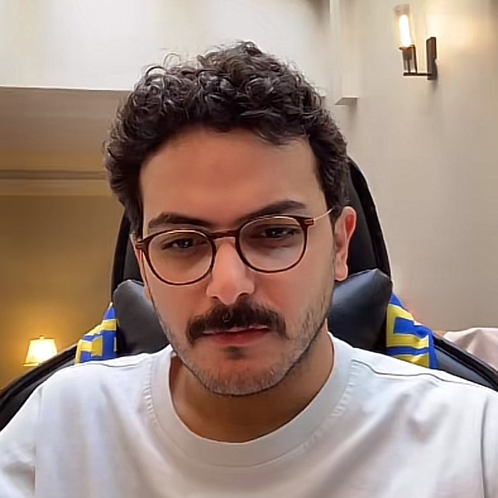 يا مسـرّة الأيام❤️