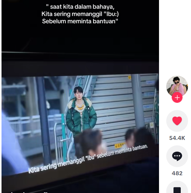 anyujcutee's tweet photo. baru kemaren pas gw ketabrak  refleks teriak "ibuu" https://t.co/ar4tQZP6wd