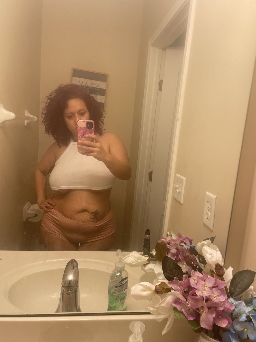 KacieILY's tweet photo. Anyone still up and in the mood for a FT sesh? Im feeling generous tonight obviously. https://t.co/zfMrCKW4qp
