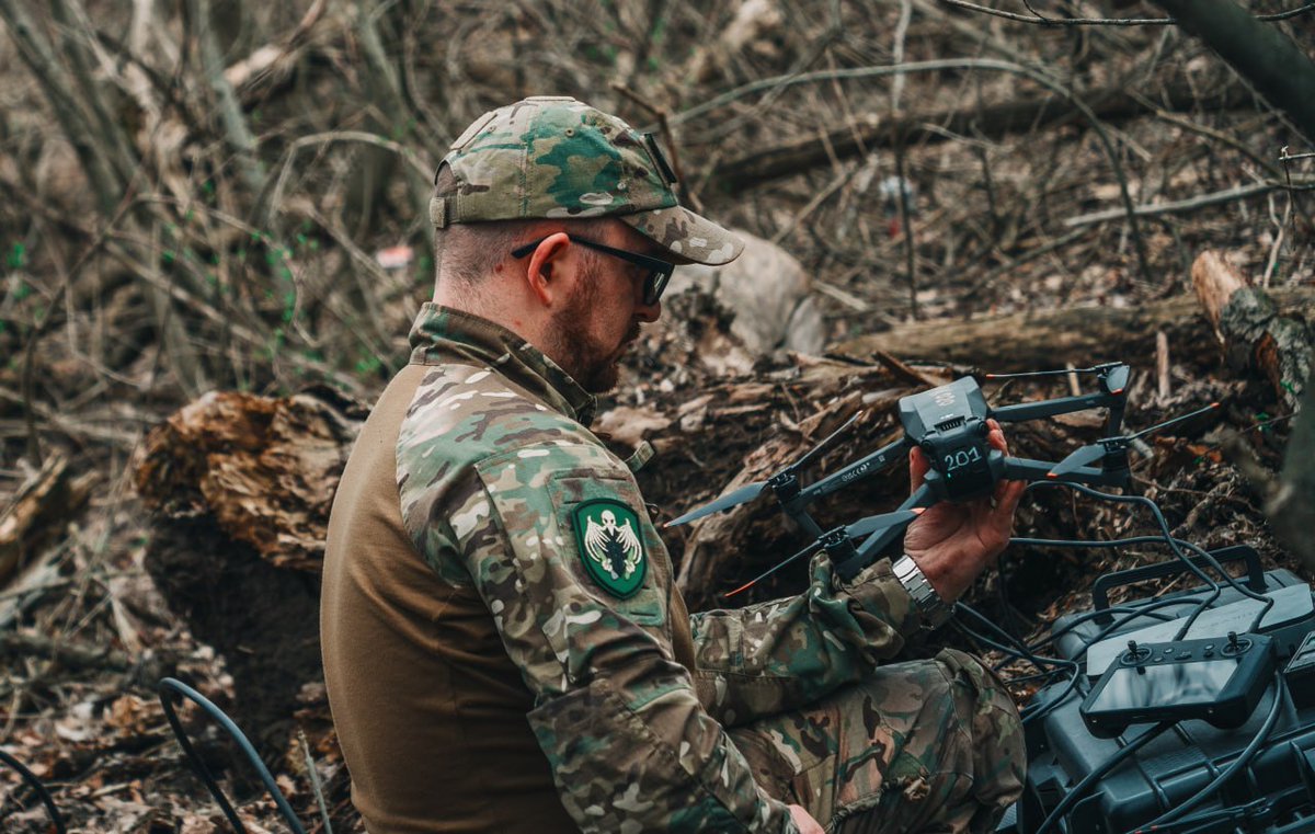 MKBattalionOf's tweet image. Our UAV unit continues its training. We do everything to maintain our skills at a high level.

#UkraineWar #WarNews #UkraineRussiaWar️ #UkraineRussianWar #Ukraine #ConflictResolution