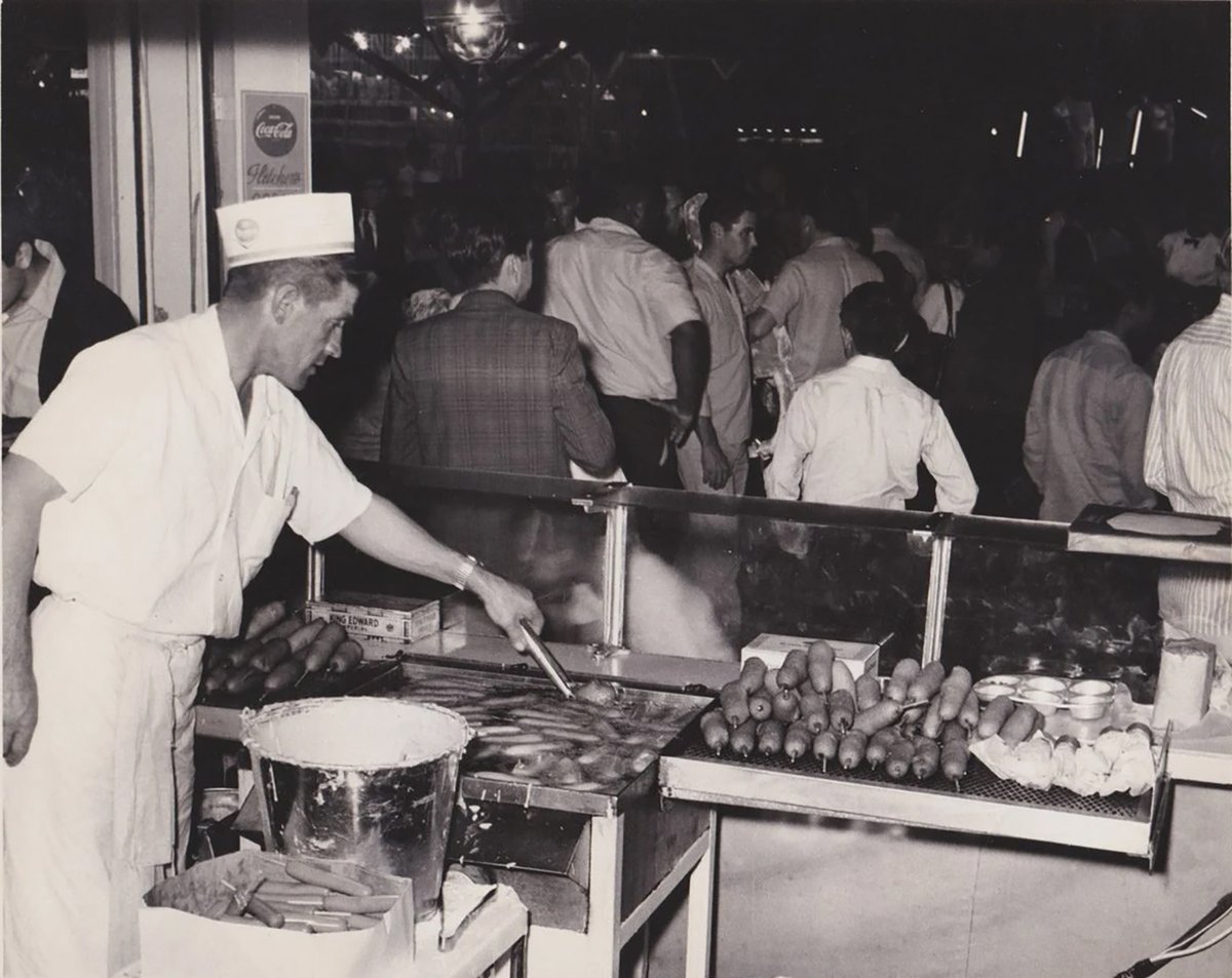 Traces of Texas tweet media