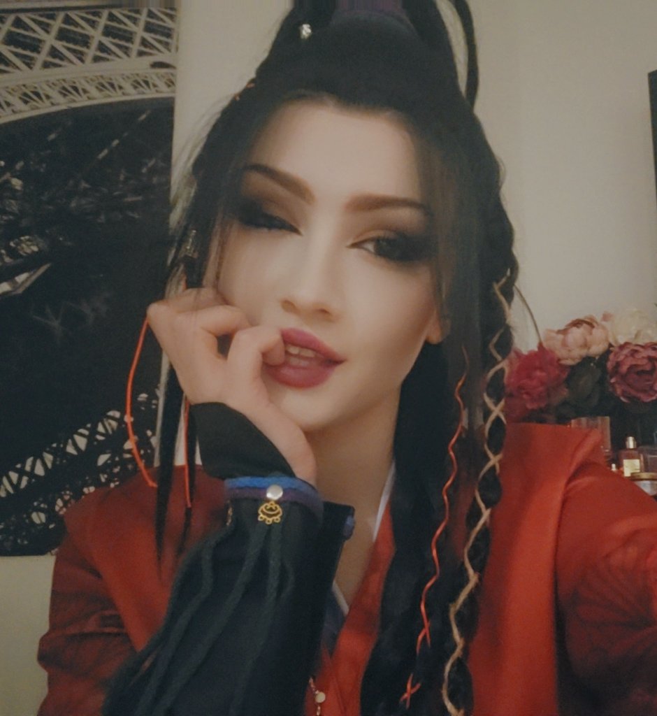 Be my moon? 🌙❤️