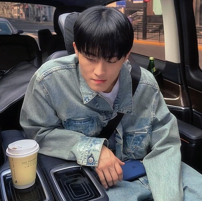 ᴄᴀʀᴏʟɪɴᴇ tweet media