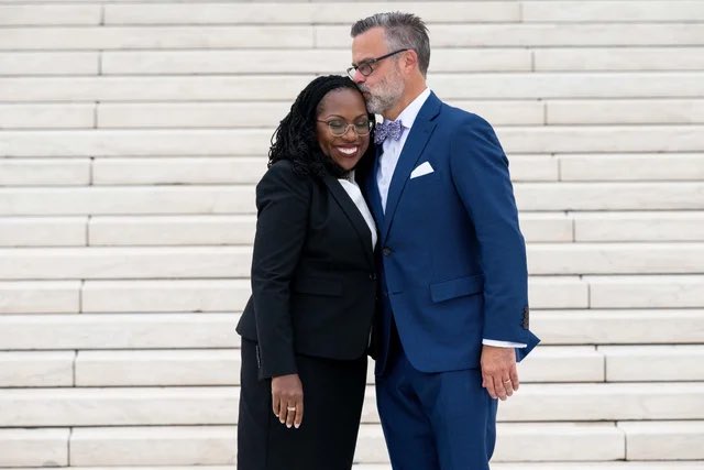 FBAOverTethers tweet media