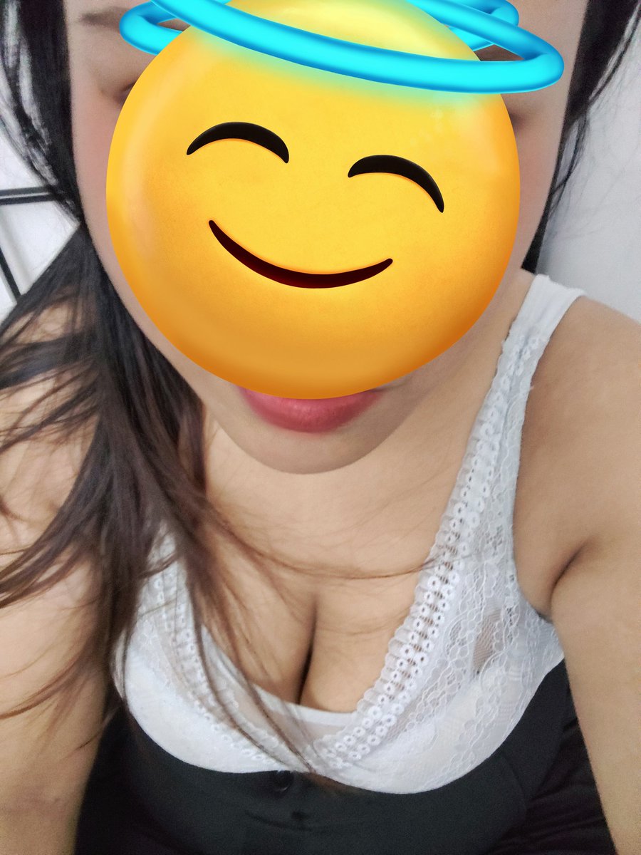 Scahrms's tweet photo. Hi all my slot still open.. anything just dm for purchase only...nk borak je tak layan https://t.co/iJrUVmFJYv