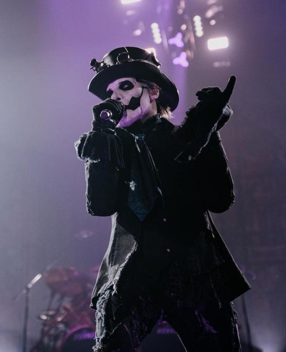 ⚙ •° Zeph • ᛑᛗᛛ • Mantis °• ⚙ tweet media