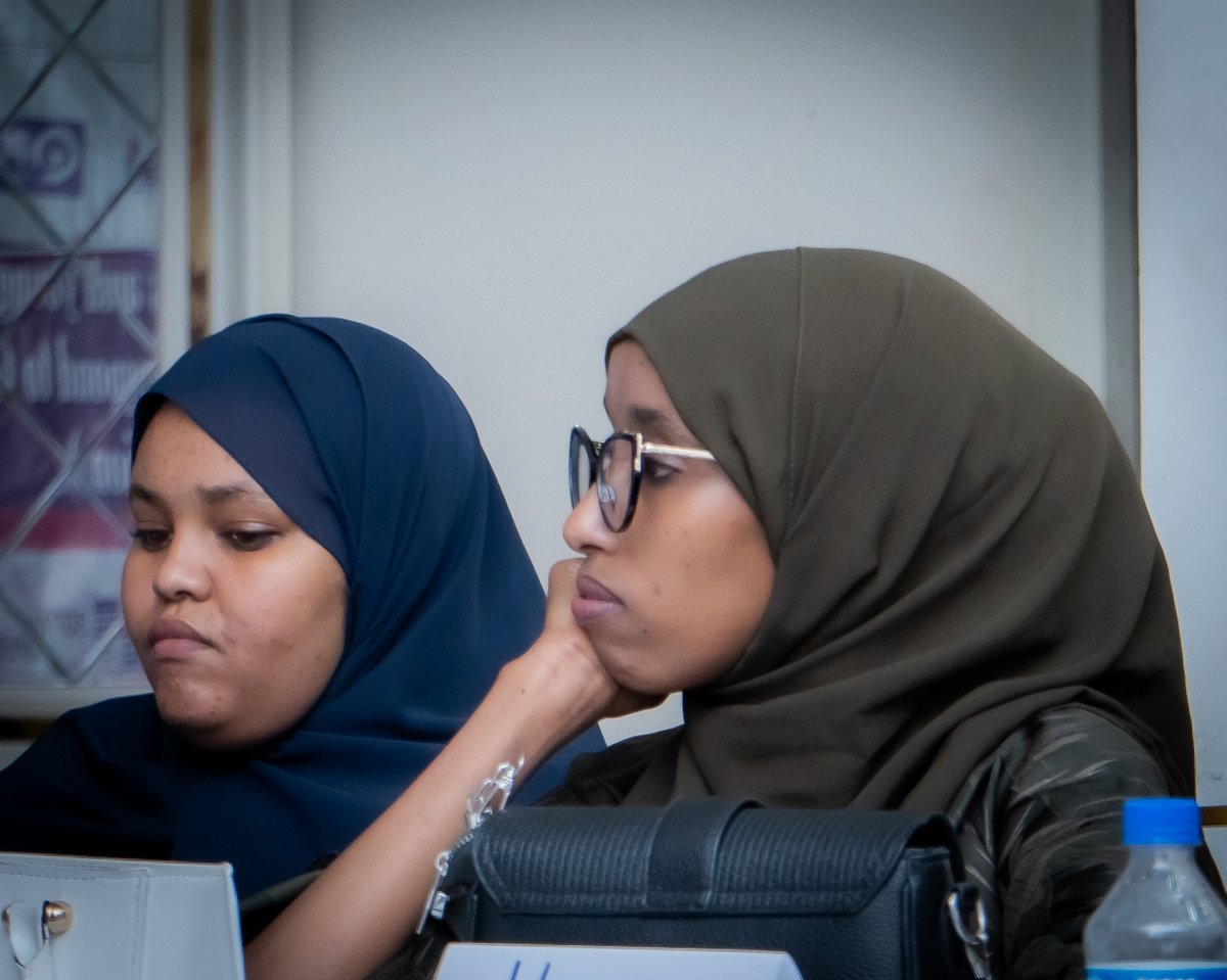 UbahAnd's tweet photo. Participants engaged in interactive group work, applying bystander intervention skills to real-life scenarios. Diverse voices—incl. persons with hearing impairments, IDPs &amp; young champions, enriched learning. #GBVPrevention #Inclusion #CommunityEmpowerment https://t.co/IPrpNs3sX1