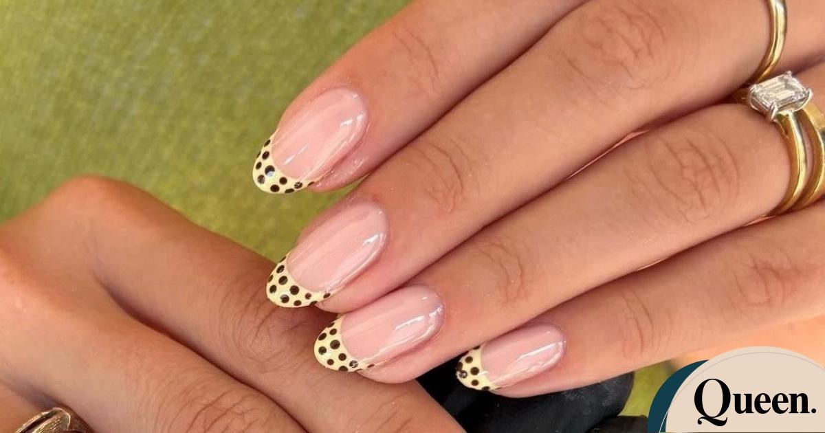 Queen.gr tweet media