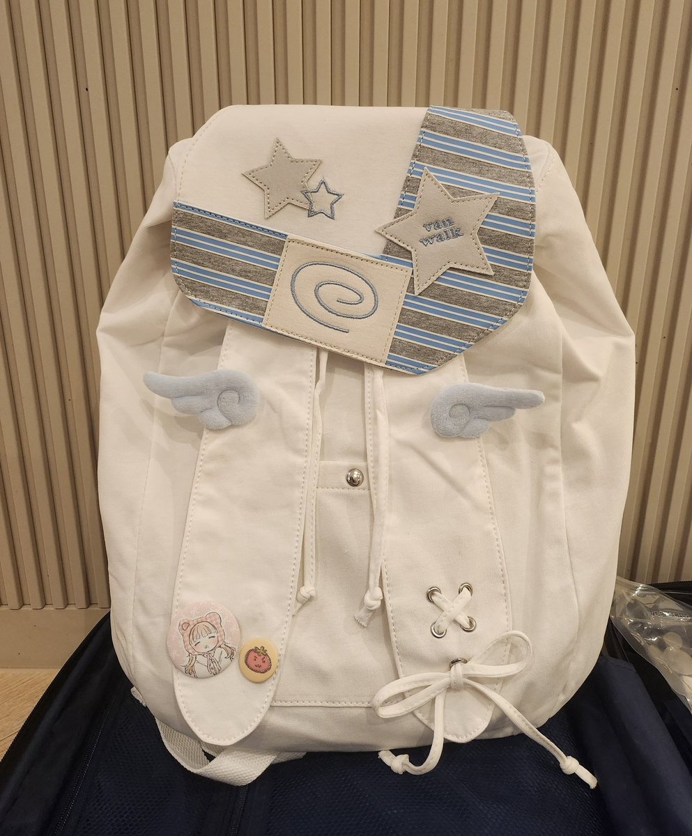 리니ᯓᡣ𐭩 tweet media