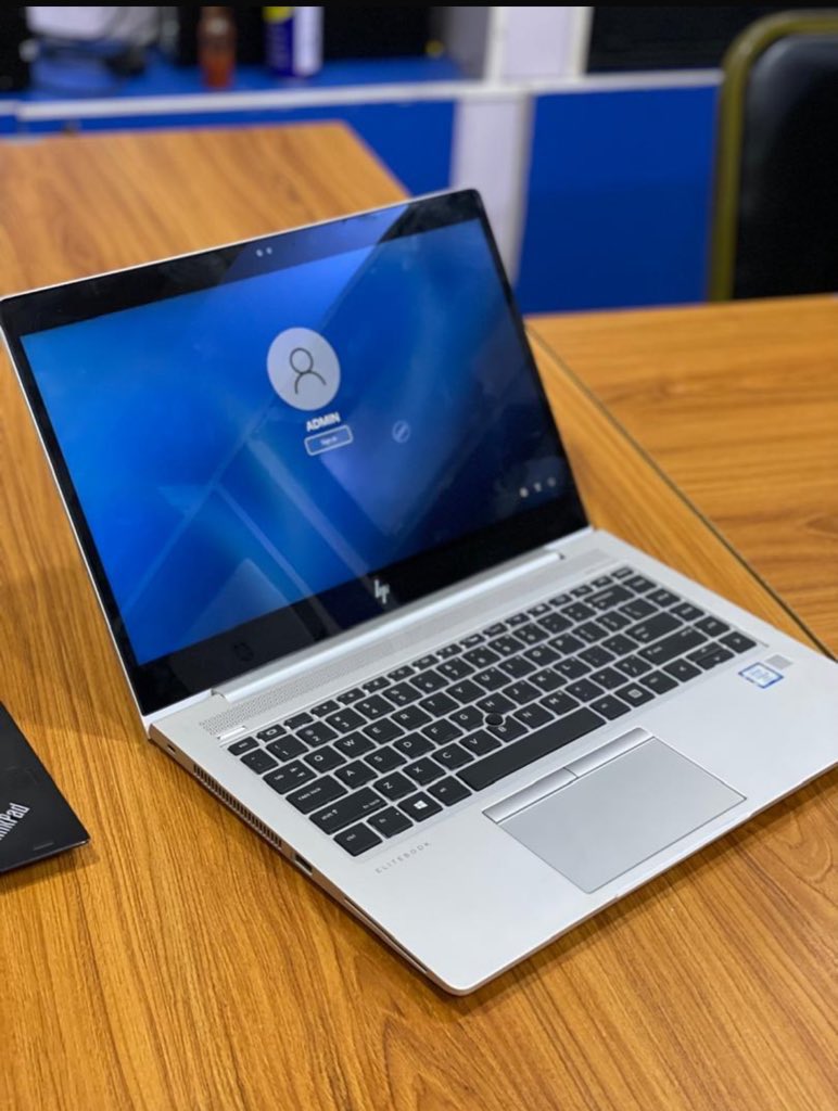 Patienceug26 tweet media