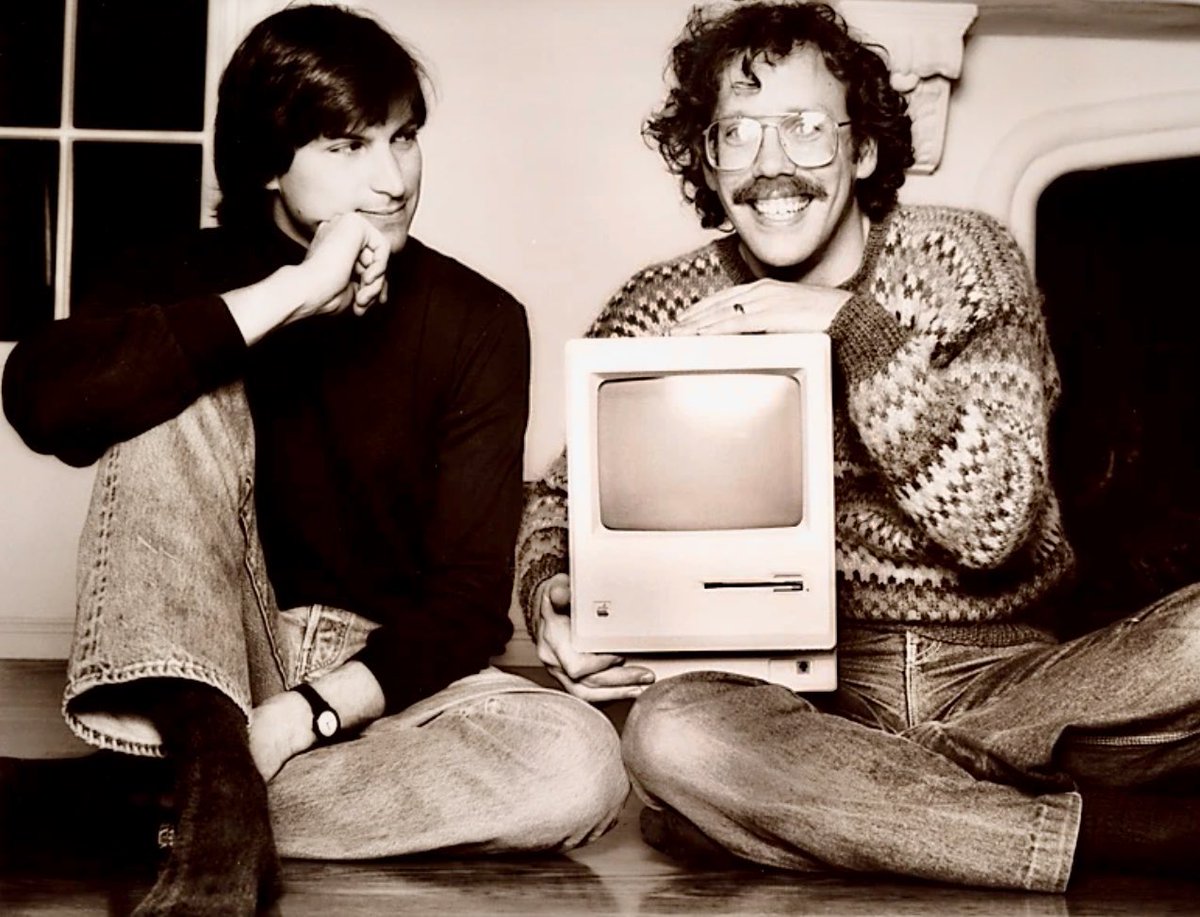 stevejarrett's tweet photo. Thank you @apple for so many insanely great tools and experiences over the past 50 years.

Also thank you to so many Apple alumnae friends and @generalmagicmov Magician coworkers. 

You taught me how to build things as well as what it was like to work with Steve. 

🙏 @tfadell @andyhertzfeld @baldy @kevinlynch and especially the late @billatk