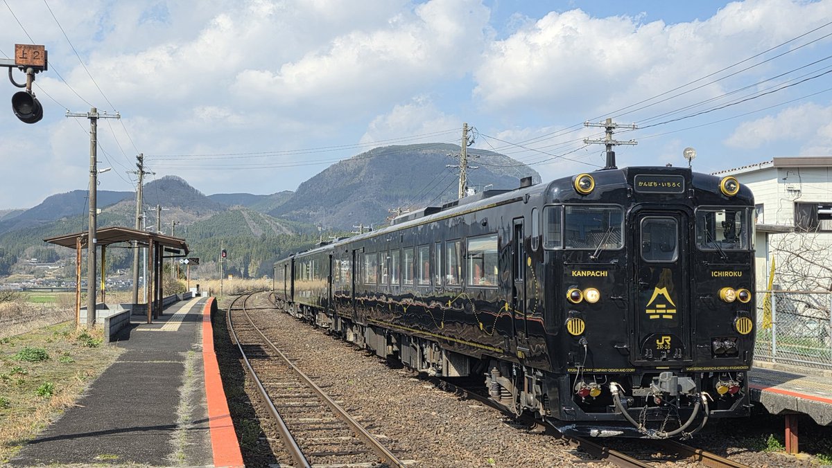 特急ソニック883🛤️night express sonic883🌃 tweet media