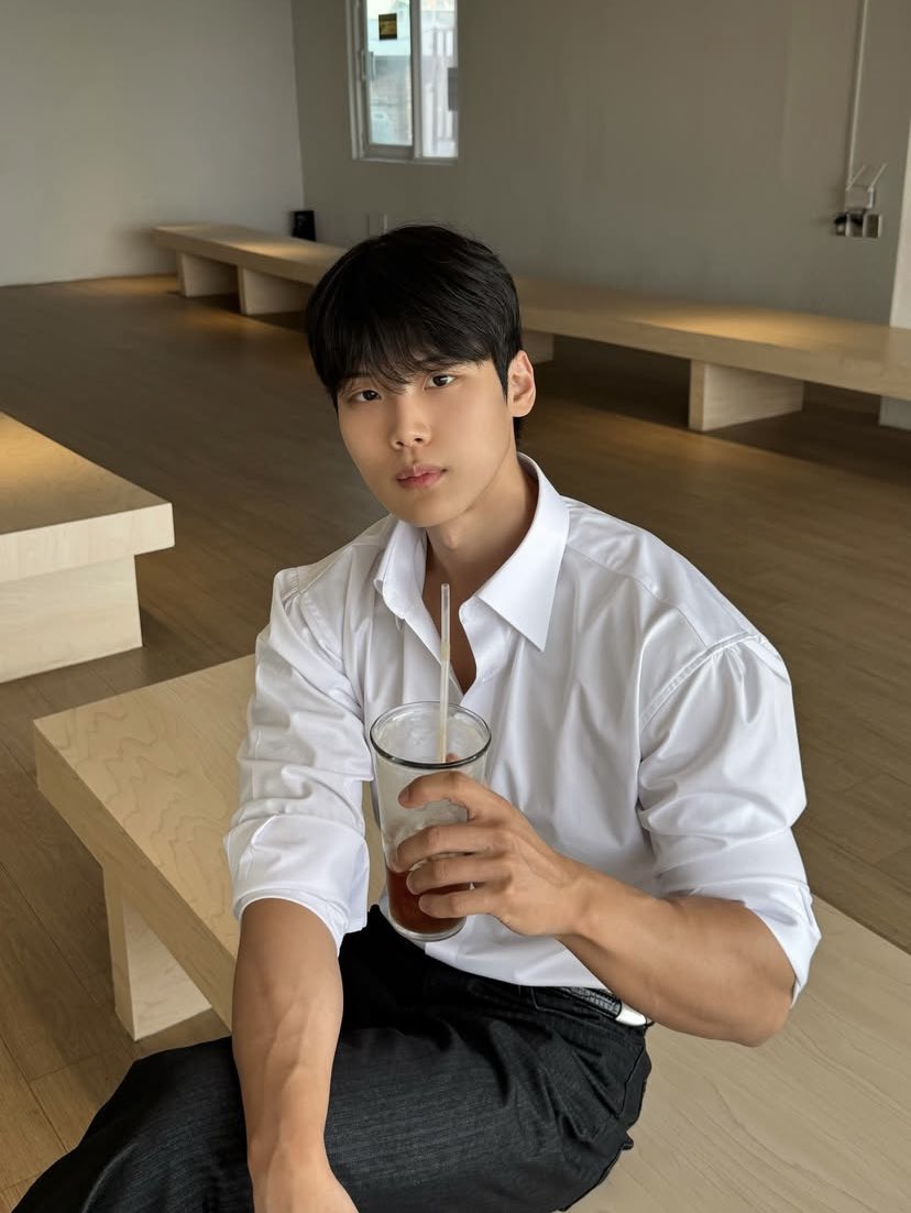 mycstych's tweet photo. 少し休んで！
コーヒーを飲んで元気を出そう。
午後の仕事、頑張ってね！😉 https://t.co/rVsLtjJoBX