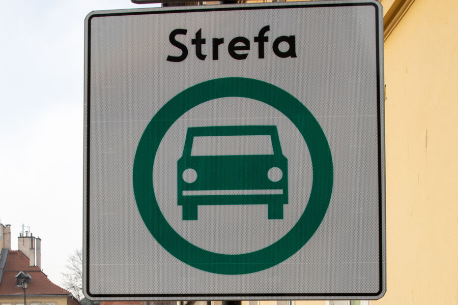 krakow_pl's tweet image. #Krakow #StrefaCzystegoTransportu #SCT #awaria
Uwaga kierowcy!
System obsługi Strefy Czystego Transportu w Krakowie działa obecnie niestabilnie. Mogą występować czasowe utrudnienia w dostępie do usług oraz w realizacji niektórych operacji.  
Trwają intensywne prace nad usunięciem