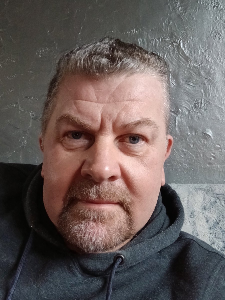 Just ____Si tweet media