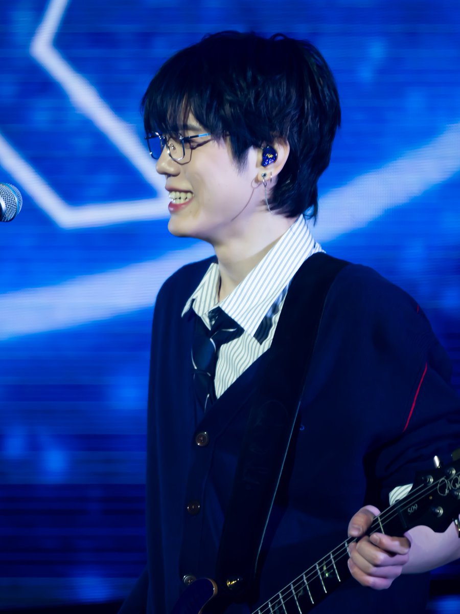 플라🐱 tweet media