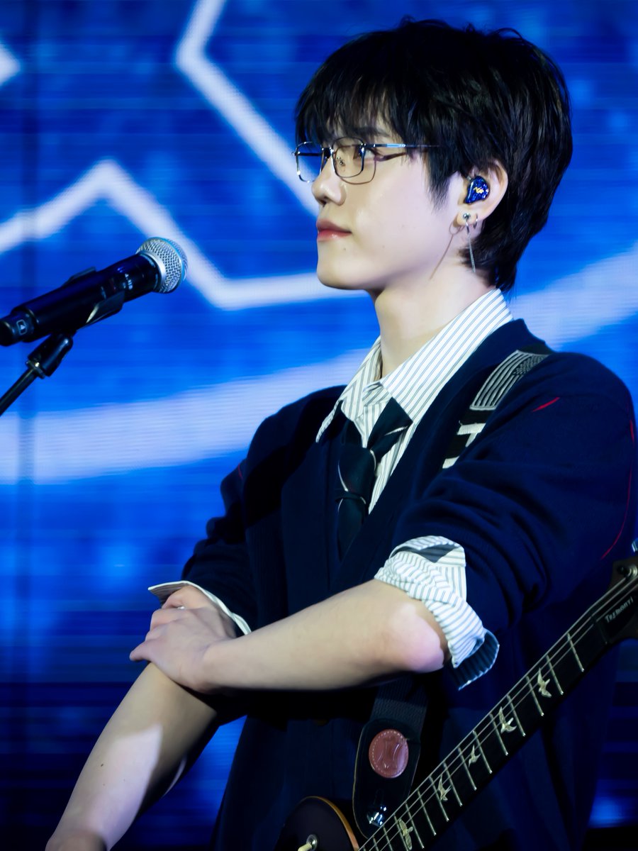 플라🐱 tweet media