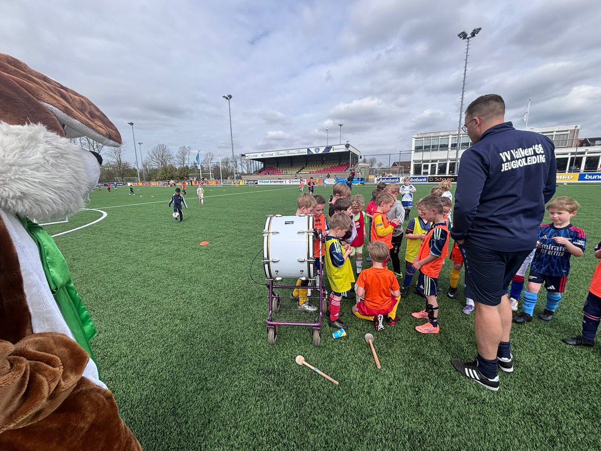 v.v. Valken '68 tweet media