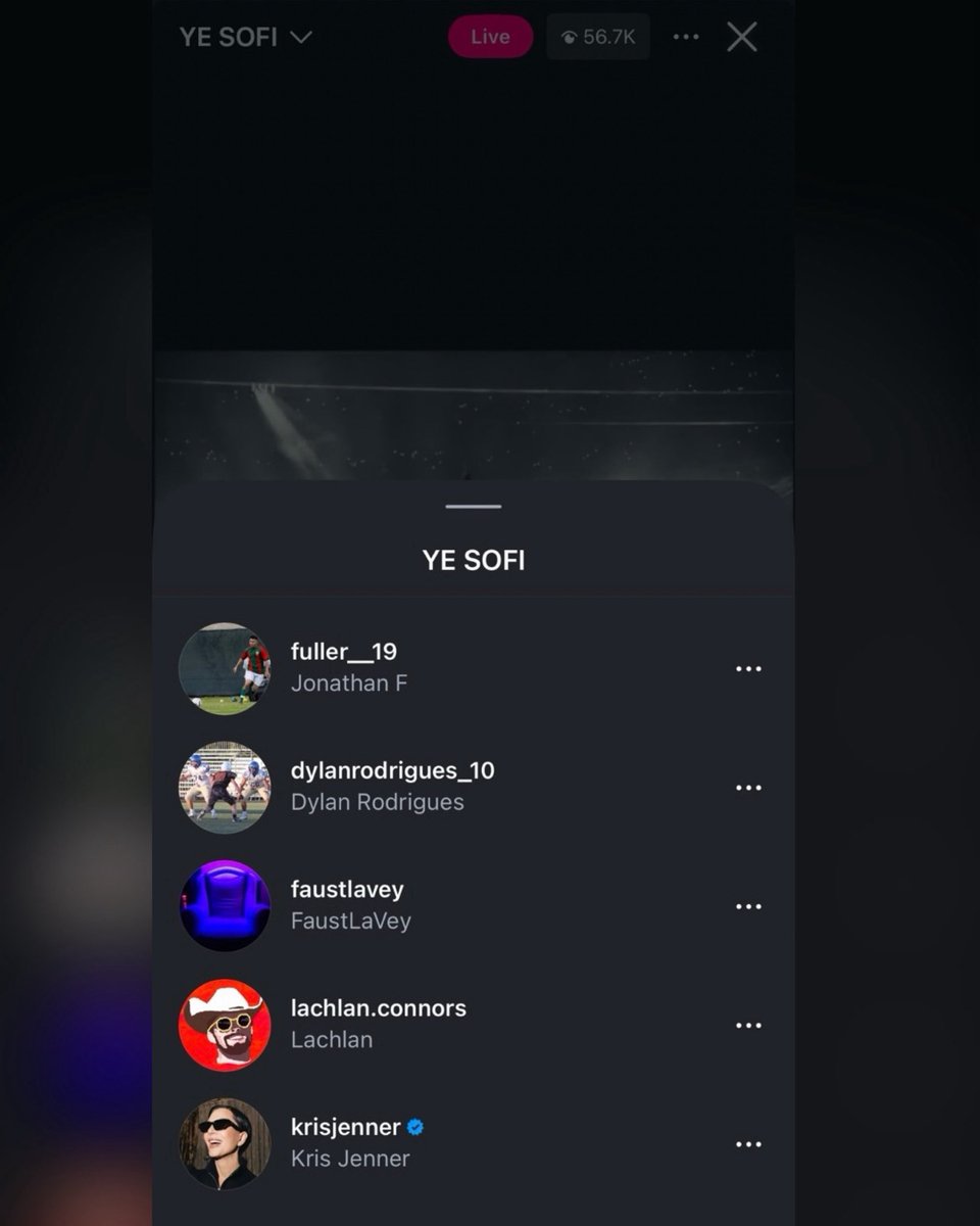 yzyupdates tweet media