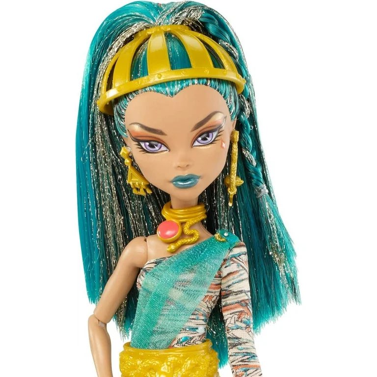 class cloe tweet media