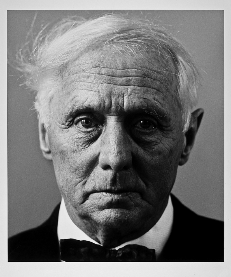 mariobianchi18's tweet photo. Il #2aprile 1891 nasceva #MaxErnst. Dopo iniziali interessi a psicologia e filosofia sarà uno dei maggiori esponenti del #Surrealismo. Pioniere delle tecniche del grattage (grattare il colore ancora fresco) e del frottage (sfregamento). Famosi i suoi collages e i romanzi-collage. https://t.co/uhXHhiuqAo