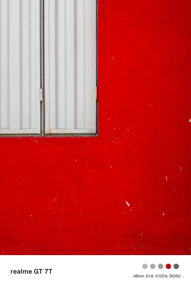 TechnoAjay08's tweet photo. When Walls Turn Into Canvas 🎨
#ShotOnSnapdragon  #RepYourRed #shotonrealme #photography #red @Snapdragon @Snapdragon_IN https://t.co/RClmJbvoVj