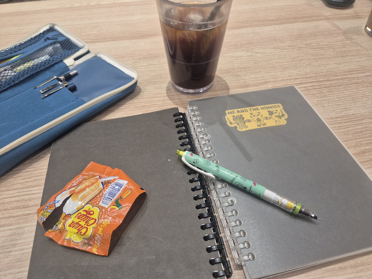 오샘 (각굴이) tweet media