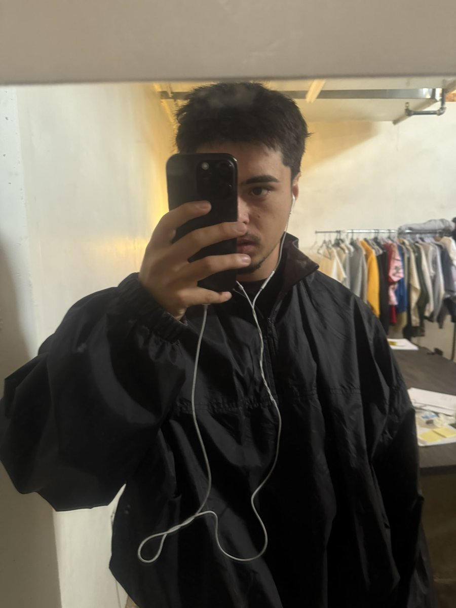 DAN LEVI tweet media